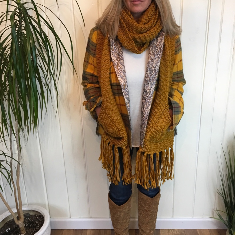NEW BEAUTIFUL KNIT SCARF WITH POCKETS WINE COLOR - Picture 10 of 10